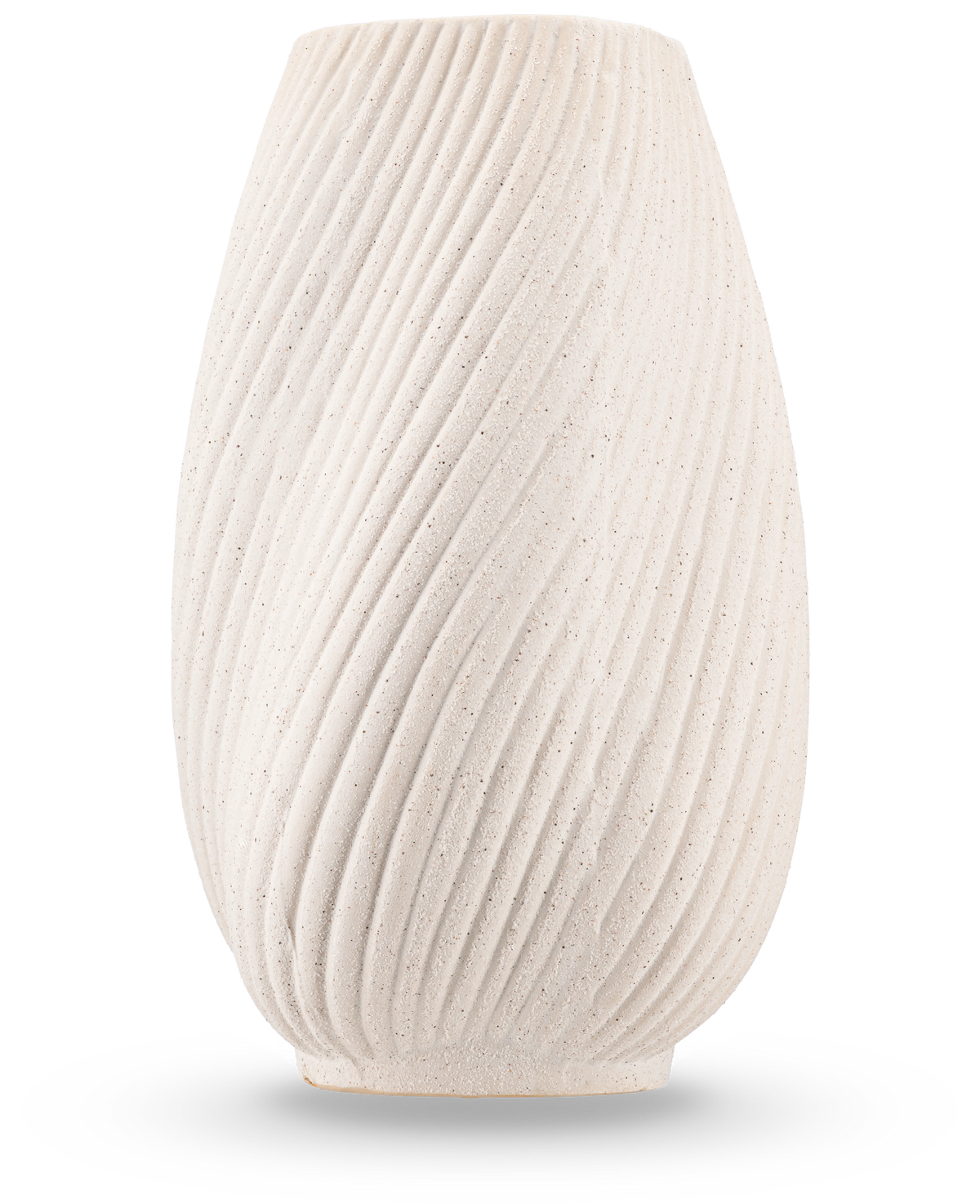 De Vaas Morning 25 cm beige is een vaas van gestructureerd, gebroken wit keramiek met een ronde vorm en diagonale golfachtige richels, tegen een effen witte achtergrond. Ideaal om zijden bloemen in te zetten.