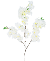 La Fleur de Cerisier Artificielle 106 cm blanche a une seule branche marron avec des bouquets de fleurs de cerisier artificielles blanches et de petites feuilles vertes, sur un fond blanc uni.
