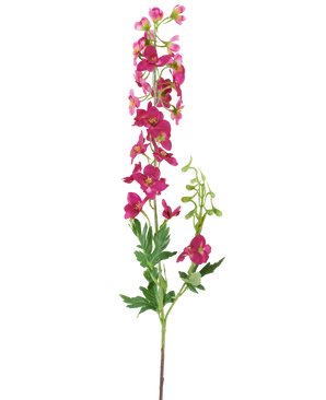 Une seule tige de la fleur artificielle Delphinium 79 cm rose foncé, avec des fleurs artificielles rose vif, des feuilles et des bourgeons verts, isolées sur un fond blanc.