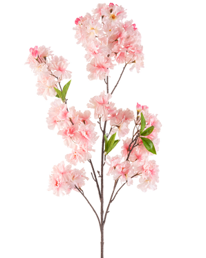 La Fleur de Cerisier Artificielle 119 cm rose présente plusieurs bouquets de fleurs de cerisier rose clair et de feuilles vertes sur une branche, sur un fond blanc.