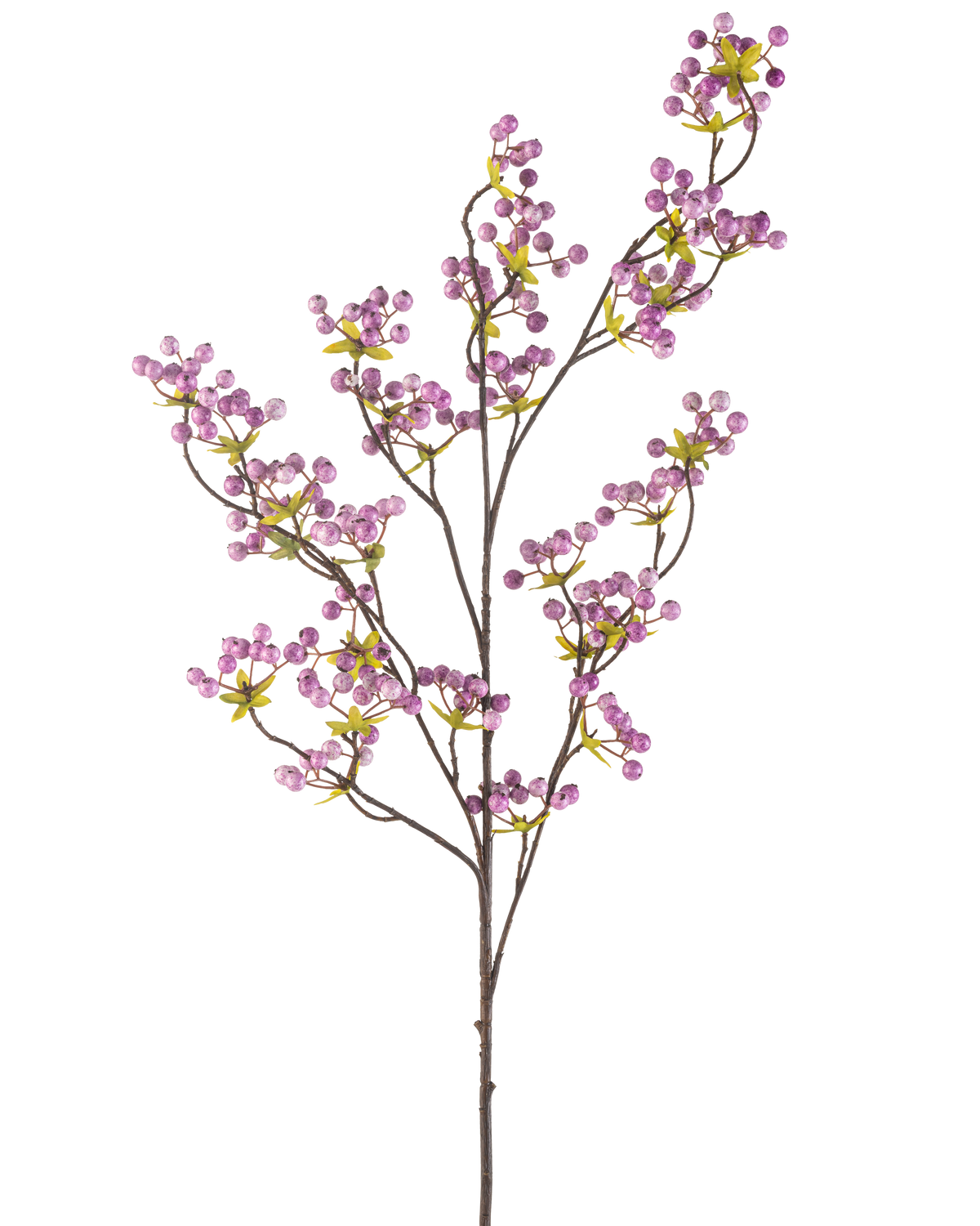 La Fleur Artificielle Baies 107 cm violette possède une seule branche élancée avec de multiples tiges fines, chacune décorée de grappes de petites baies rondes violet clair et de quelques feuilles vertes, sur un fond blanc uni.