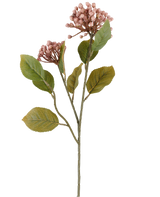 Fleur artificielle Hortensia de 55 cm mauve, avec des grappes de petits bourgeons mauves et des feuilles vertes sur de longues et fines tiges brun-vert, représentées sur fond blanc.