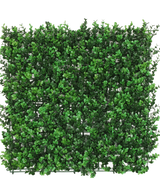 La Haie Artificielle Buis vert 50x50 cm UV est un panneau carré doté de denses feuilles de buis vert artificiel, créant une haie luxuriante, vue de dessus sur un fond blanc.
